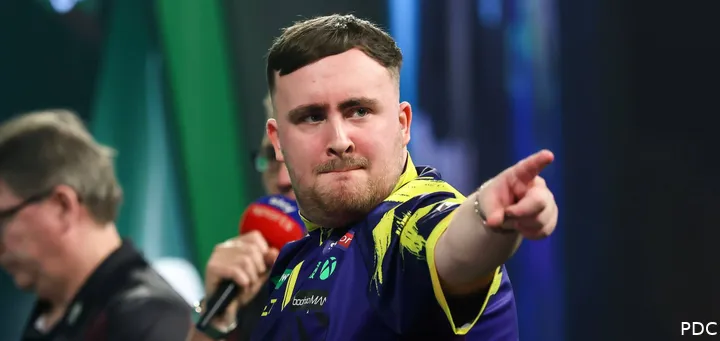 Könnte als erst vierter Spieler der PDC-Historie seinen WM-Titel verteidigen: Luke Littler