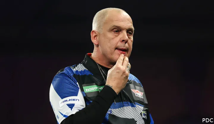 Glück im Unglück für Mario Vandenbogaerde, der seine PDC Tour Card nur knapp verteidigt