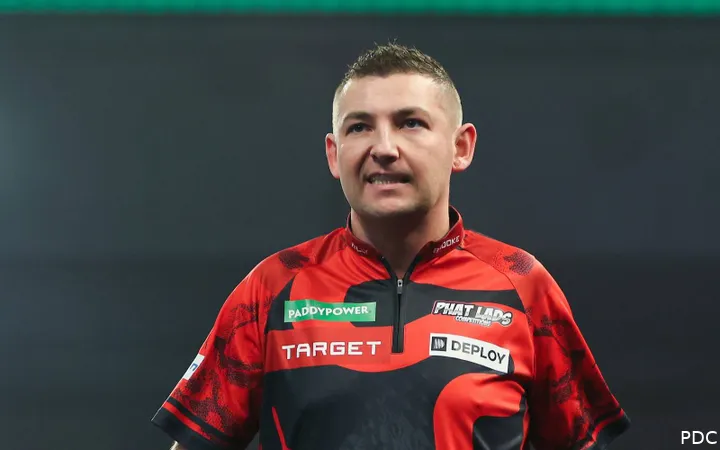 Nathan Aspinall auf der Bühne