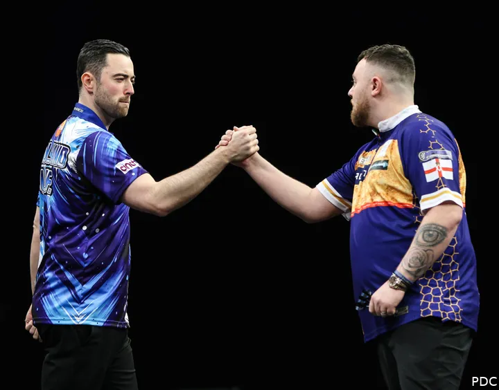 Luke Humphries braucht im Rennen um die Play-offs dringend weitere Punkte – gegen Josh Rock geht der Engländer als Favorit ins Match
