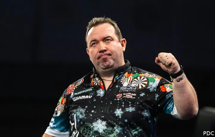 Tijdens het WK Darts van 2024 ontpopte Dolan zich tot de reuzendoder van het toernooi