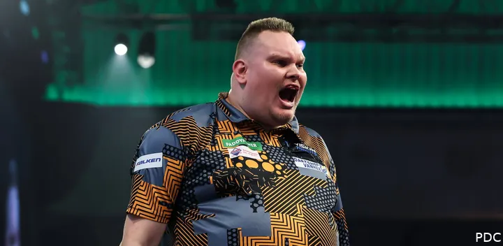 Wesley Plaisier juicht na zijn overwinning