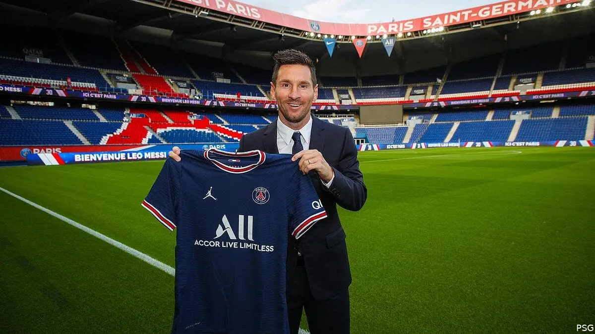 psg une clause du contrat de lionel messi fait grincer des dents leo cp 321105