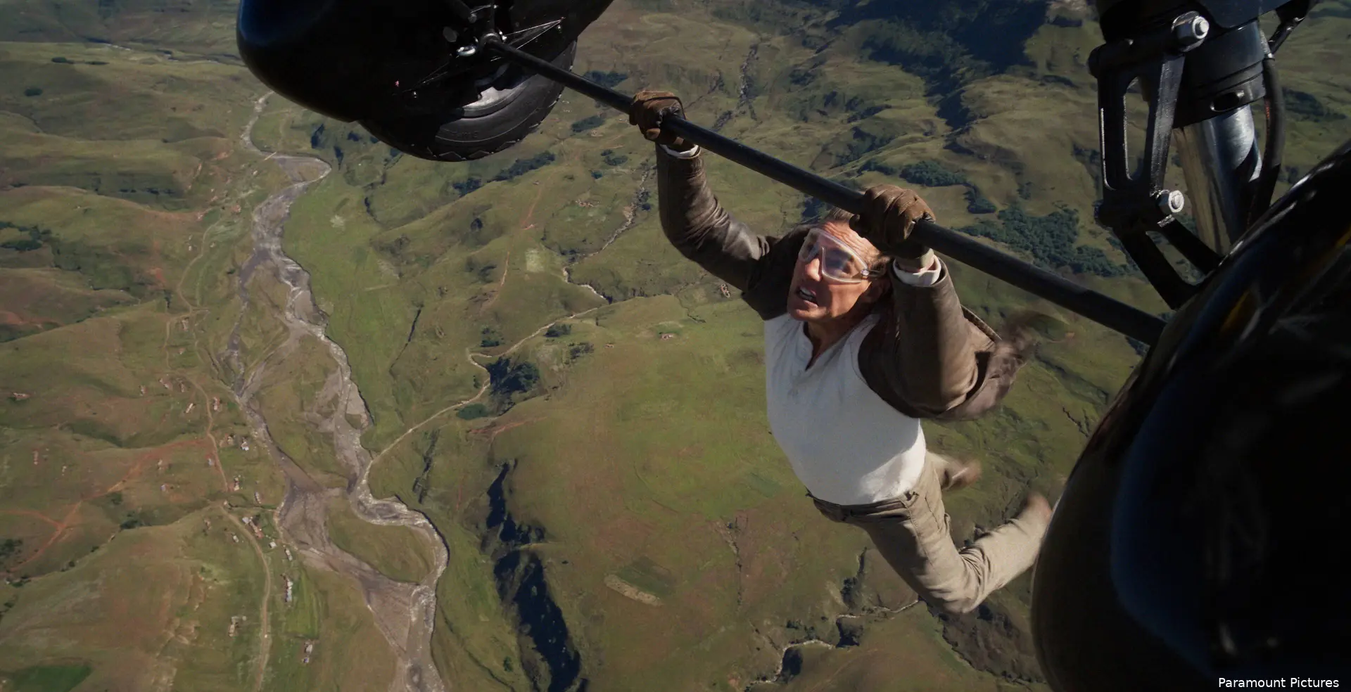 mission impossible the final reckoning st 6 jpg sd high 2025 paramount pictures all rights reserved