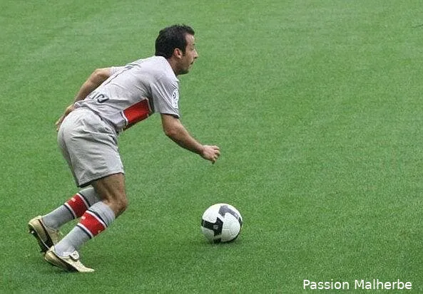 giuly absent trois semaines 7782