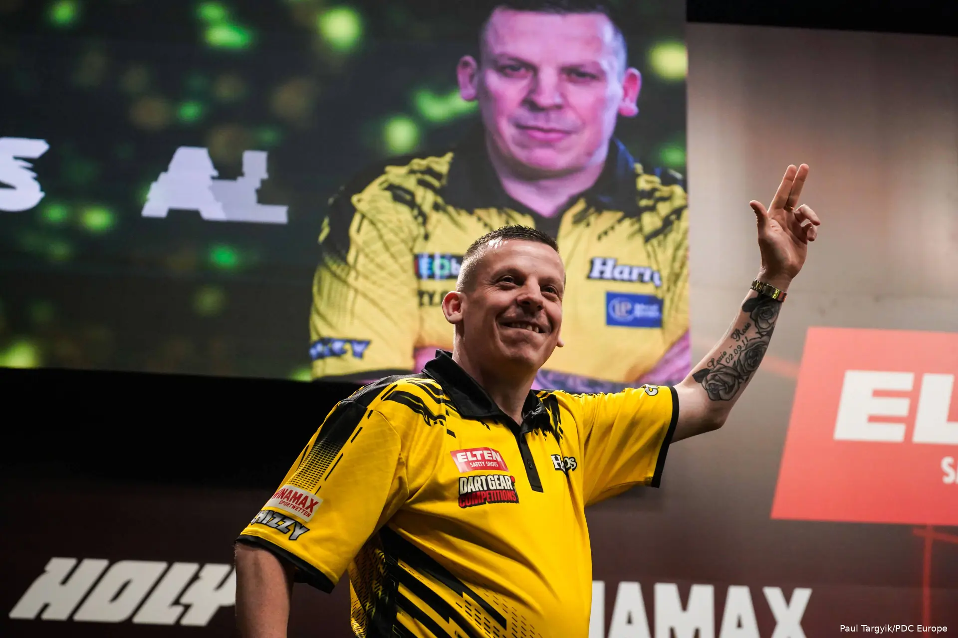 Dave Chisnall (1)