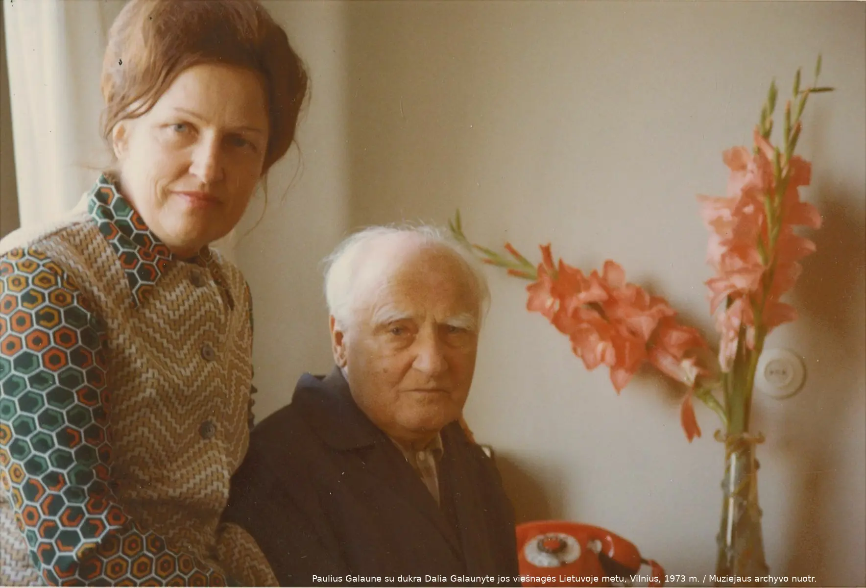 paulius galaune su dukra dalia galaunyte jos viesnag ss lietuvoje metu vilnius 1973