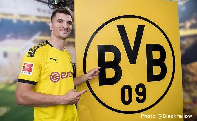 officiel adieu le psg thomas meunier rejoint le borussia dortmund ebxpykexyaawnas287731