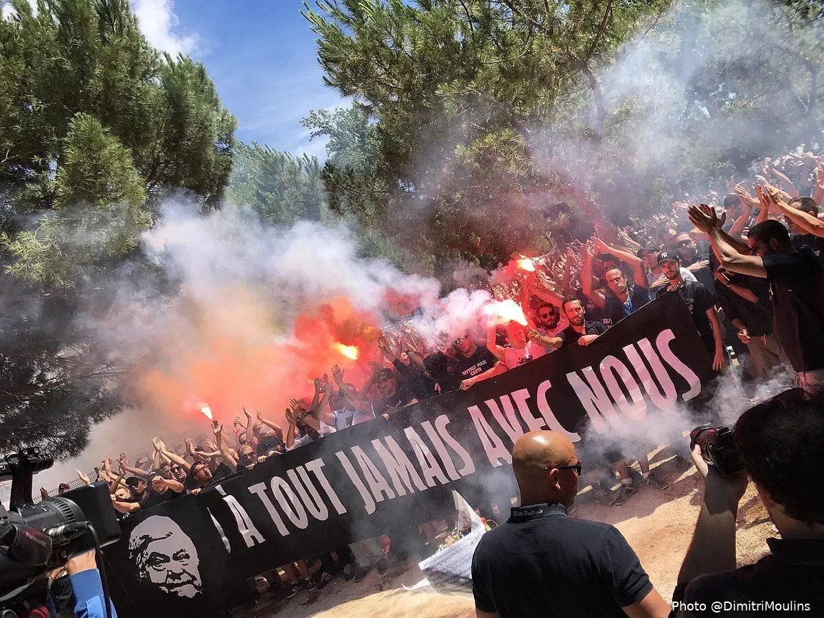 mhsc les supporters rendent un bel hommage a louis nicollin ddp3z2mwaaub6cj184995