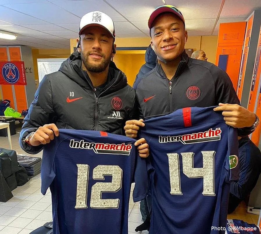 psg mbappe et neymar remplacants a lorient ils en rigolent eoqicfxwsaempfb275879