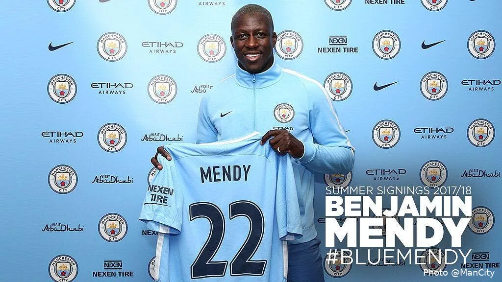 officiel un record 2022 mendy signe a manchester city dff78hoxgaezuu2187393