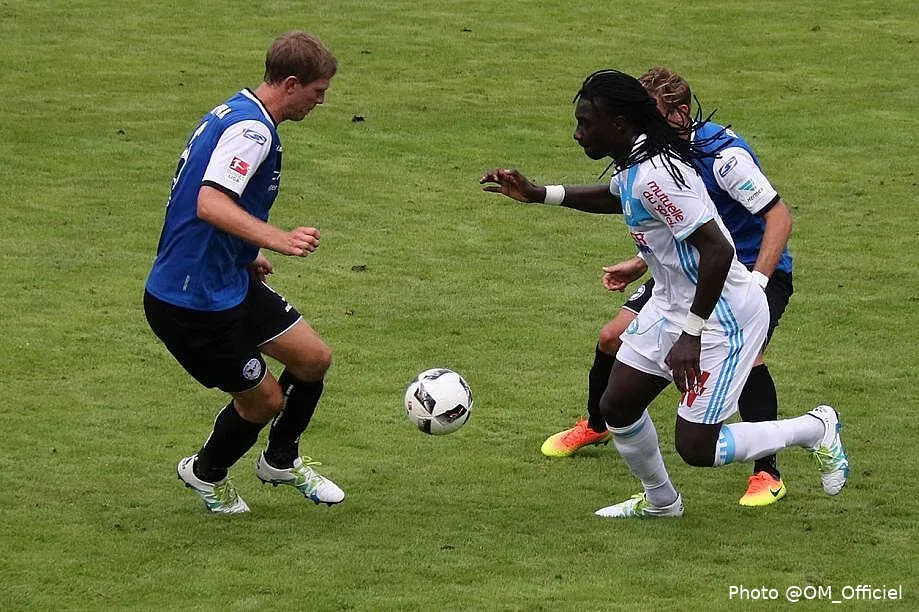 om gomis a deja trouve ce qui cloche a marseille copsesuwcae2rpf150468