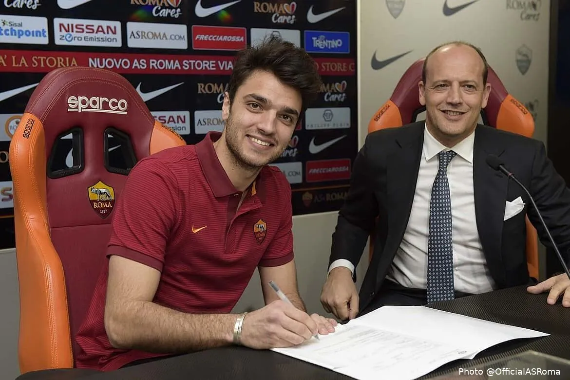 officiel grenier quitte l ol pour l as roma lhudwno49dbpxkffbmj3168824