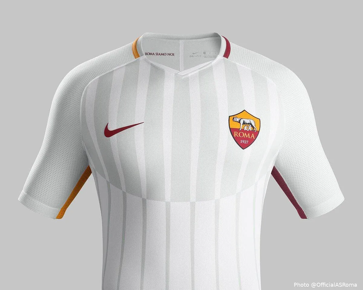 officiel l as roma devoile son nouveau maillot exterieur roma184629