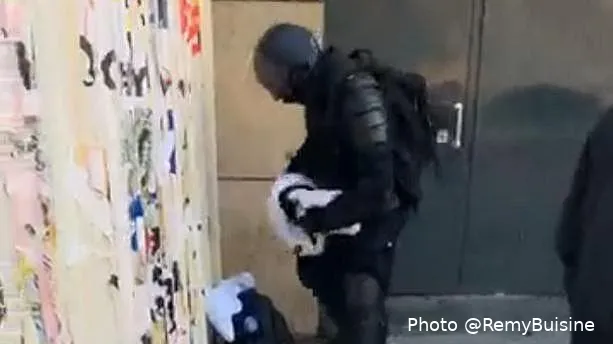 psg ce policier accuse de vol faisait simplement son travail impecran buisinefacebook 9dbbb0 1 1x248355