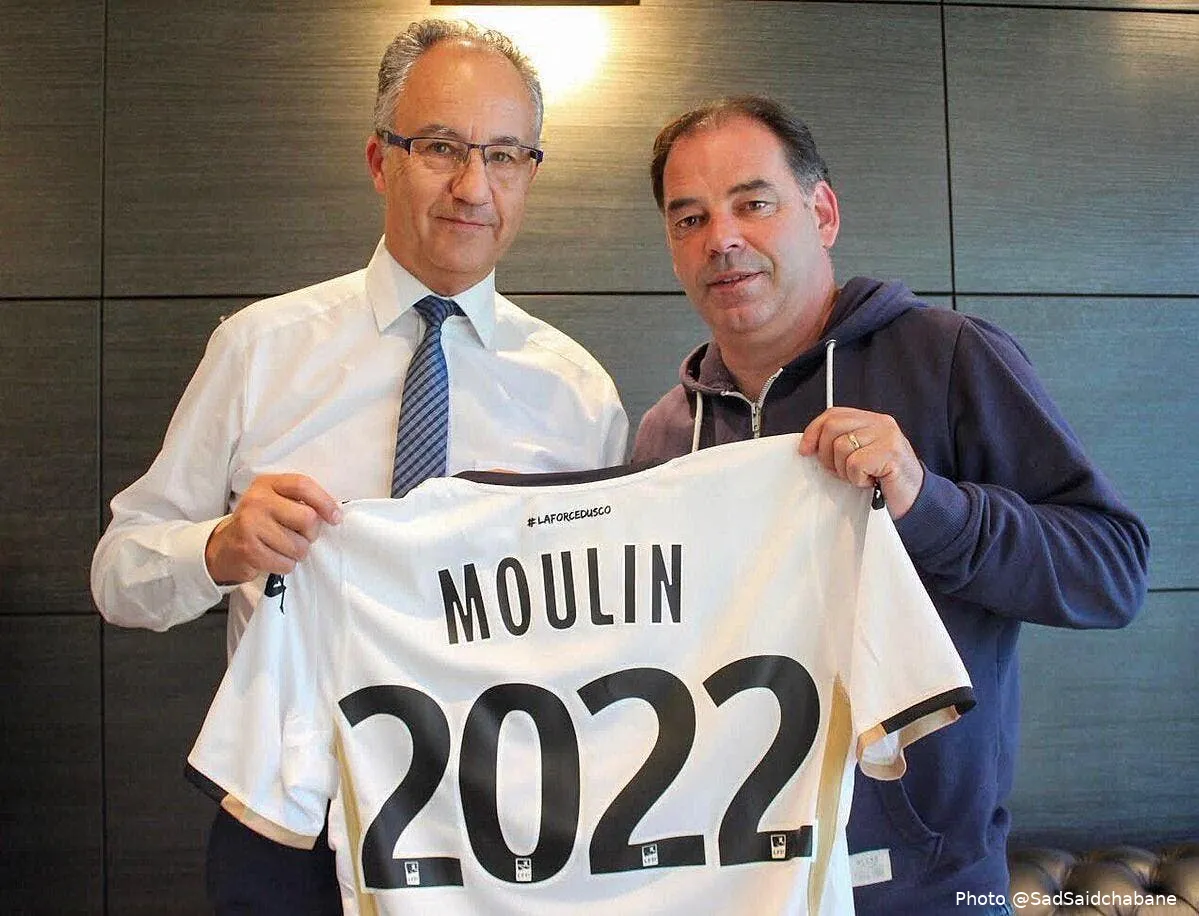officiel stephane moulin prolonge jusqu en 2022 a angers moulin253889