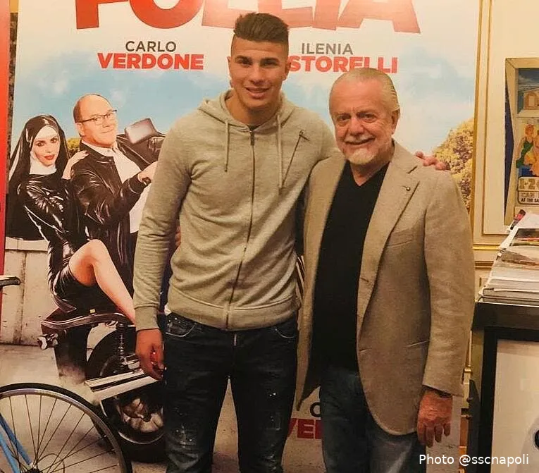 officiel zinedine machach signe a naples img 20180111 wa0012206129