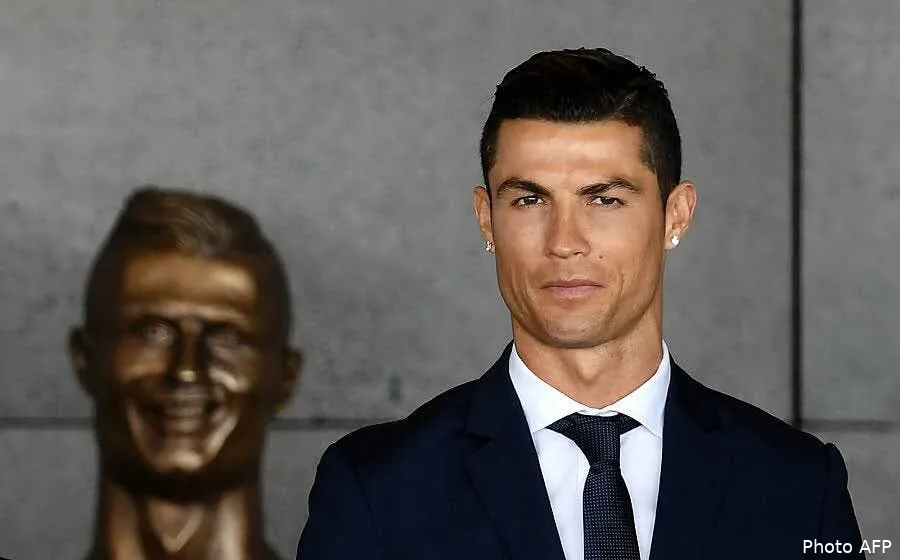 le buste rate de cristiano ronaldo peut marquer l histoire ronaldo 77175124