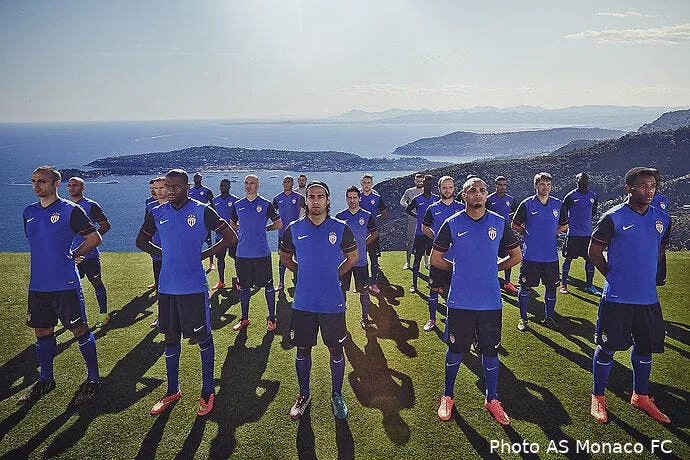 monaco presente son maillot exterieur en hommage a la mer 6536788593