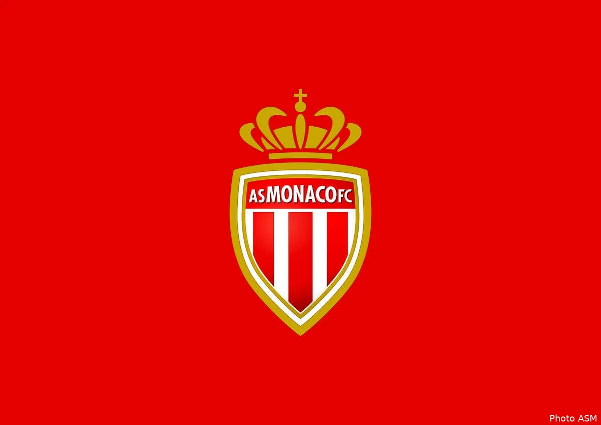 asm le groupe de jardim face a metz avec subasic asm210143