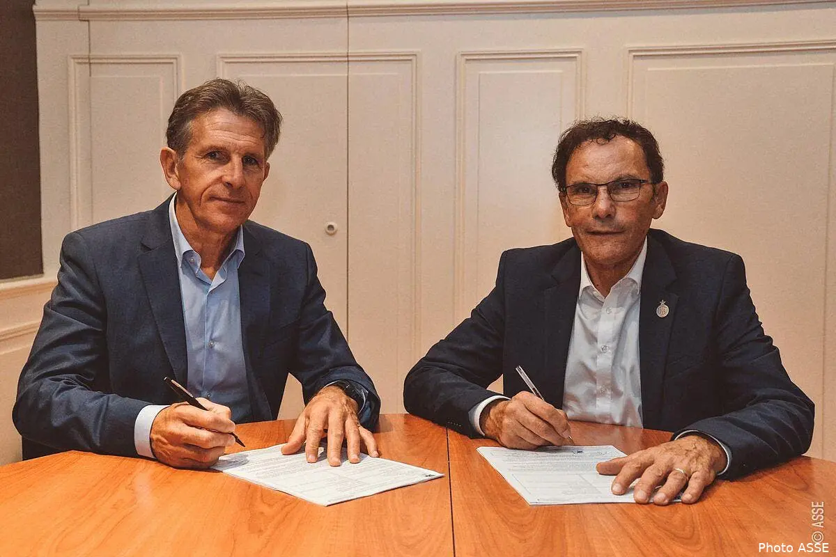 asse puel decroche un gros salaire c est toujours moins qu a l ol puel 11266421