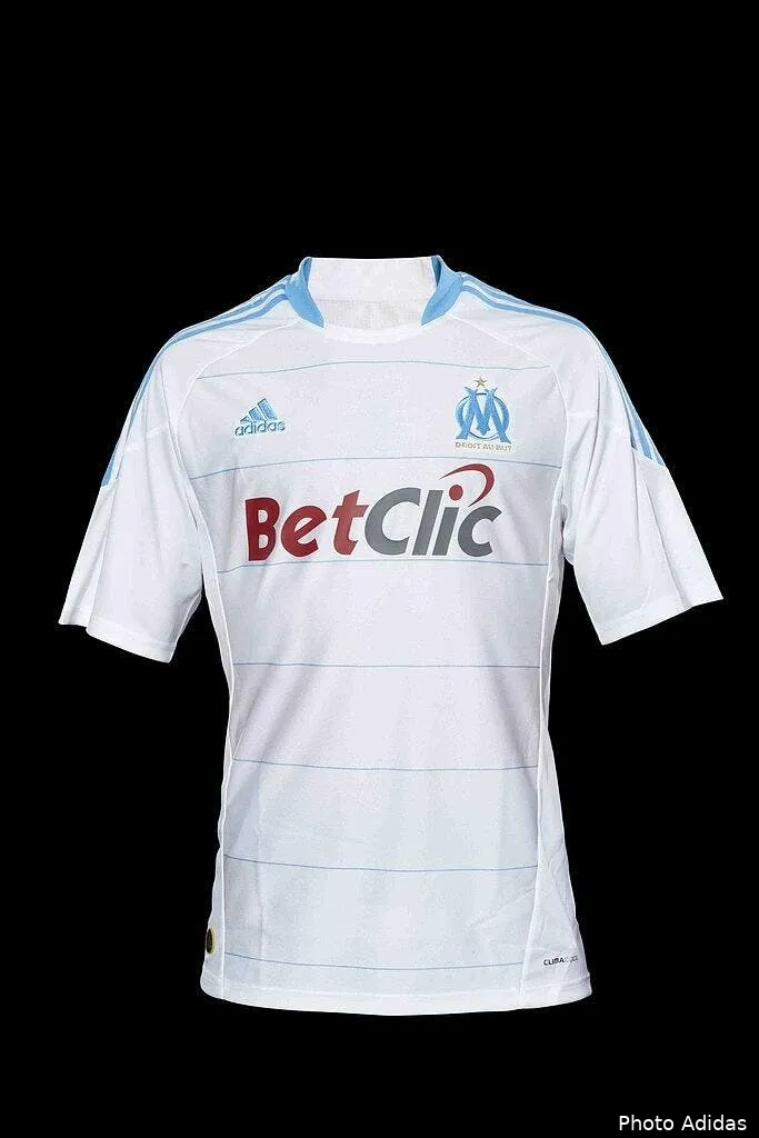 officiel le nouveau maillot de l om devoile 52404 8044
