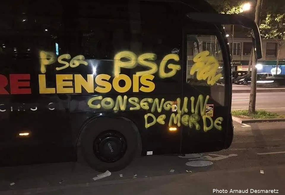 lens le bus du rc lens tague a paris e0shzn2xsaebpfg 312977