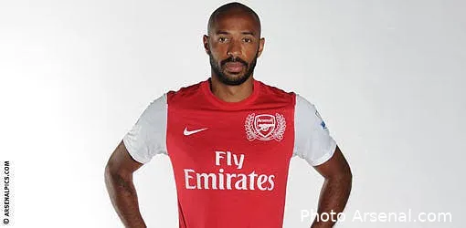 arsenal le bug qui devoile thierry henry sous ses nouvelles couleurs arsenalcom accidentally posts photo of thierry henry in kit29335