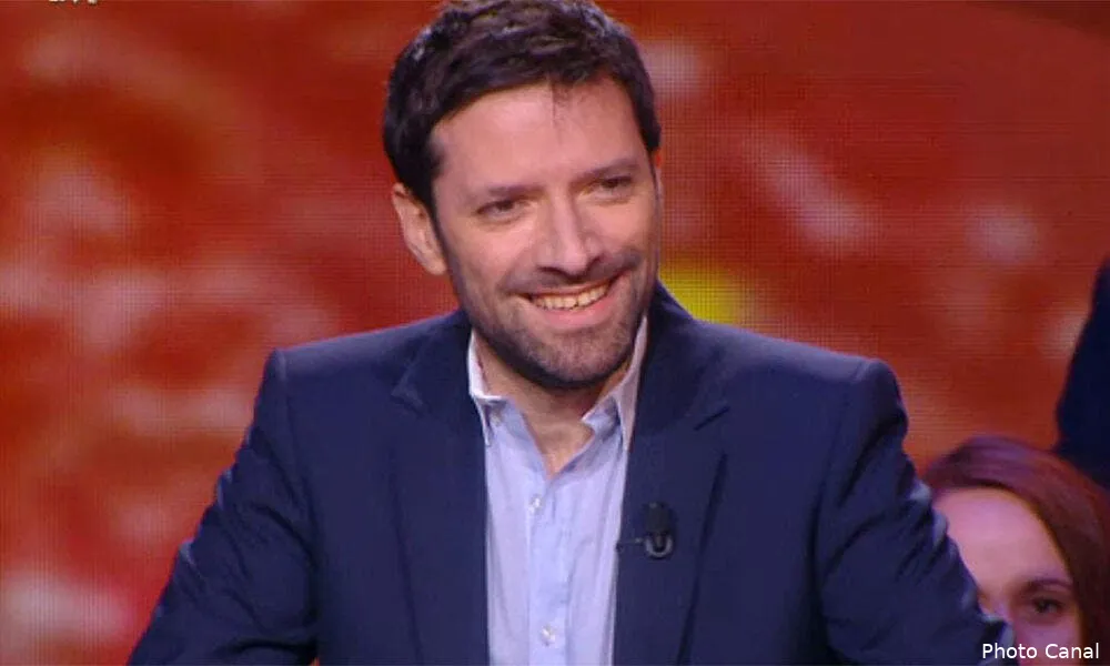 julien cazarre refuse une demande de rmc et prend la porte 2a82445b513720b8cfb293ecb1042148672