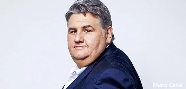 psg pierre menes demolit les stradivarius anti qatar de france 2 ol pierre menes rigole d aulas avec une echarpe du psg 14679276 pierre menes le sniper du foot 137316143696