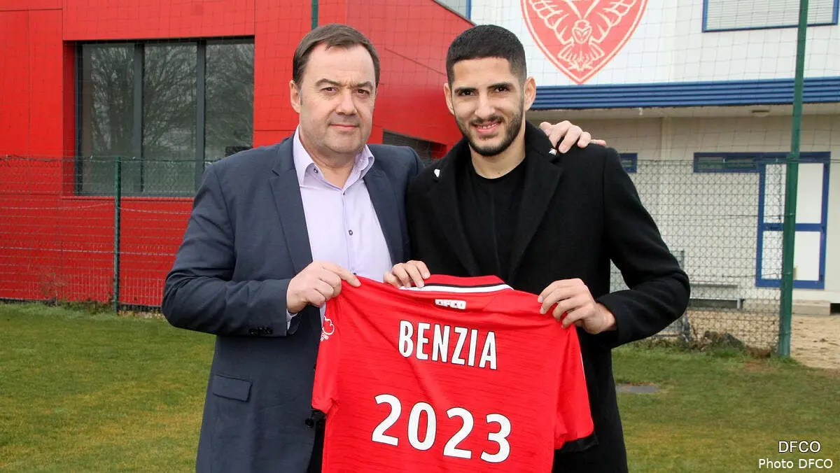 officiel surprise benzia debarque a dijon benzia276935