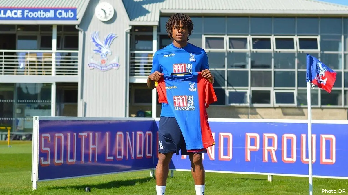 officiel loic remy prete par chelsea a crystal palace crg e8gwaaaywuv153432