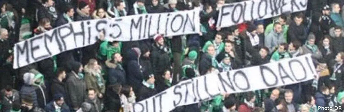 asse une banderole visant memphis depay fait scandale dxbgqduwoaam2pb242539