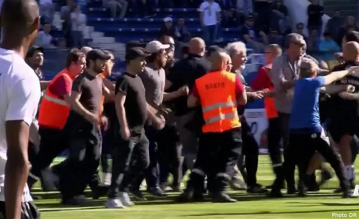 bastia ol les joueurs lyonnais refusent de jouer bastia ol176934