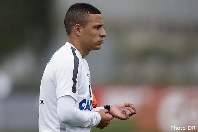 fcgb bordeaux va la jouer fine pour recruter arana araba184621