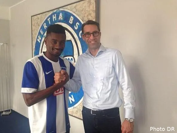 kalou quitte lille et signe pour berlin bww53rmicaakxp090993