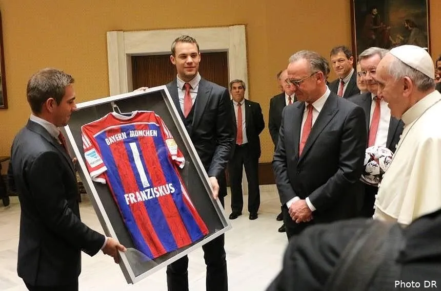le bayern fait des miracles le pape francois le recoit 1016877 1014316555251702 5760380070273382839 n94999