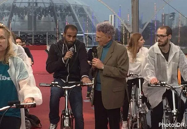 lucas moura apporte son soutien au telethon lucas moura au te le thon127277