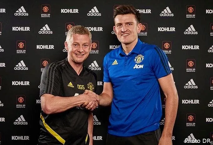 mercato 90me maguire devient officiellement defenseur de man utd maguire260621