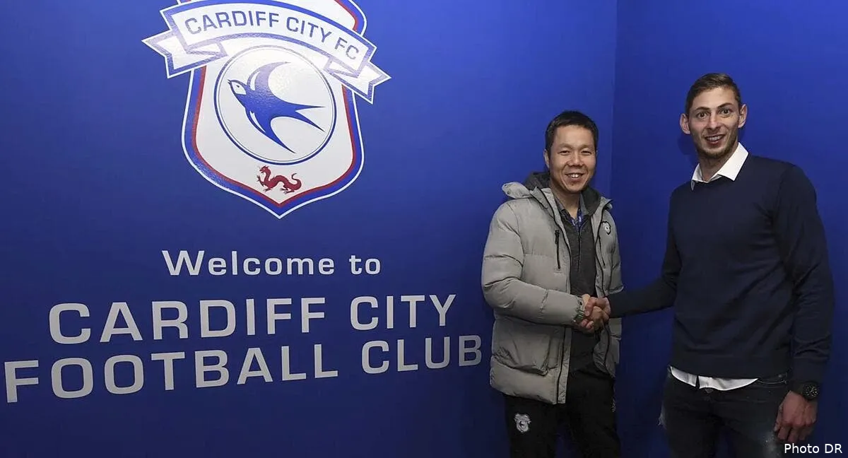 officiel emiliano sala quitte nantes et signe a cardiff sala242343