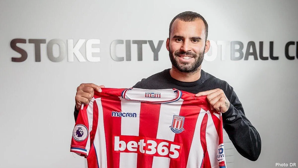 officiel jese prete une saison a stoke city par le psg dhvg8n6xoaaziix189739