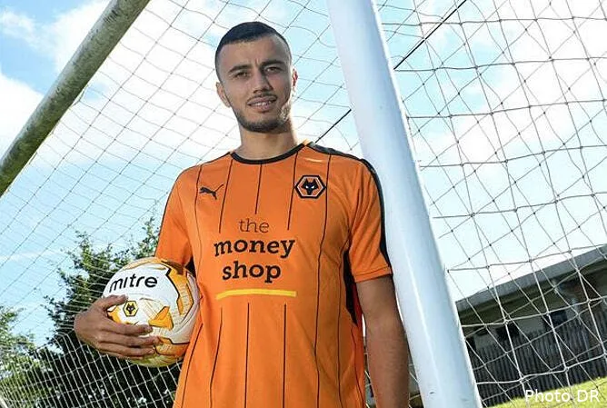 officiel saiss quitte angers et signe 4 ans a wolverhampton saiss153430