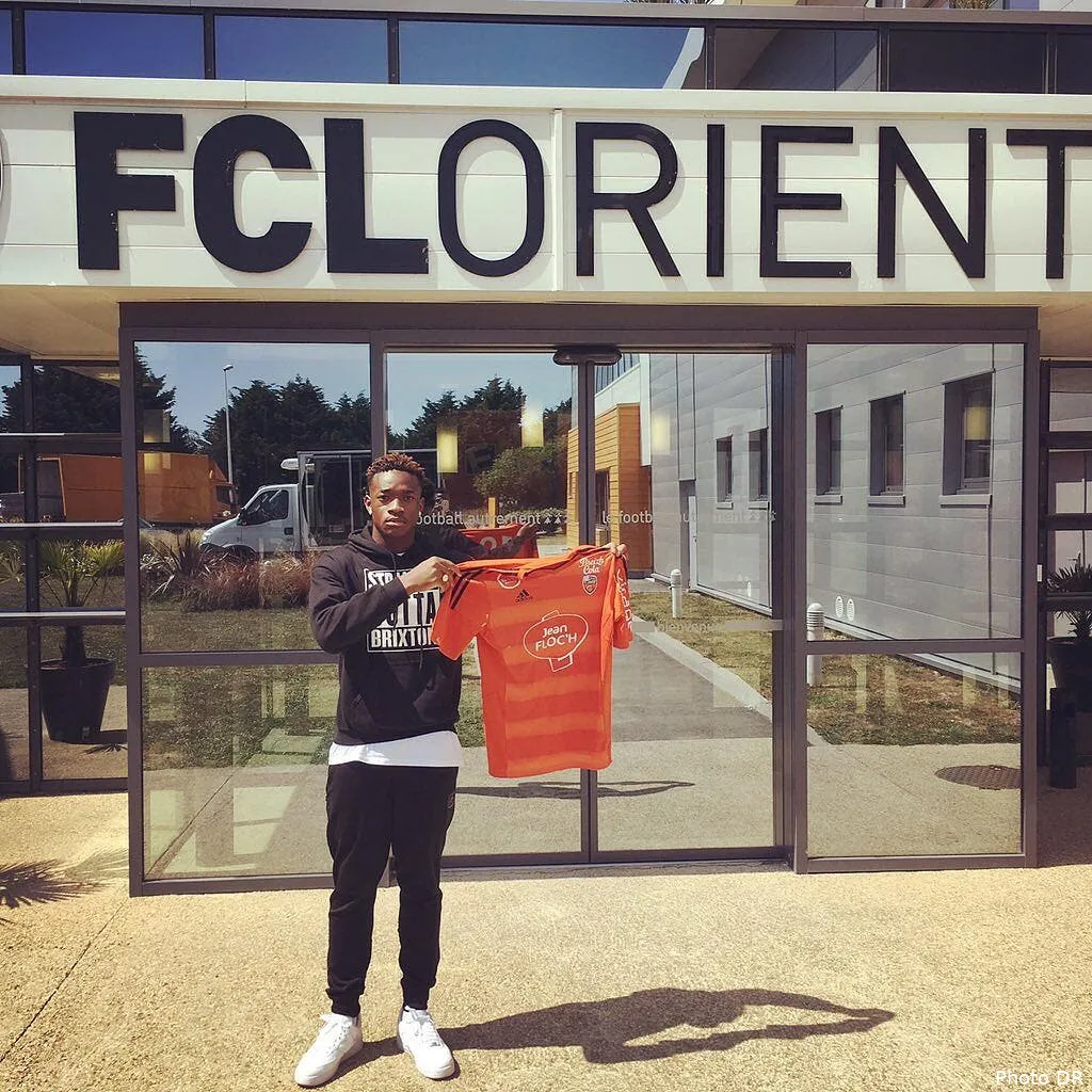 ol lee marving kouakou quitte lyon pour lorient ckcmd 1wgaarpdo145326