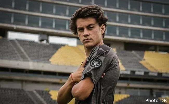 ol pellistri part au clash pour signer a lyon ol pellistri lache 1 3 me il s arrache pour signer a lyon ol facundo pellistri arrive jeudi a lyon facundo pellistri pexarol jpg 839753099 295335 295581295627