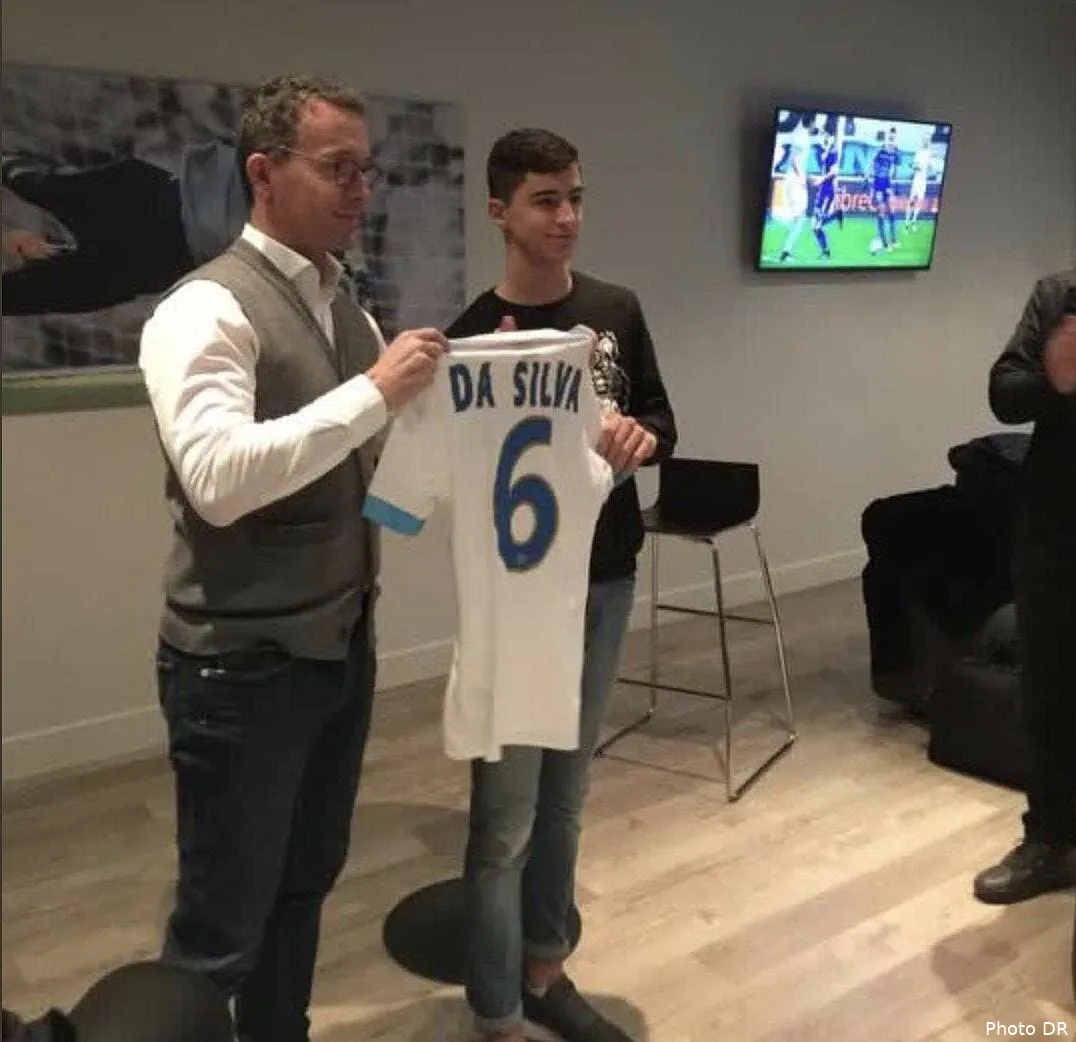 om un jeune de 13 ans signe pour cinq ans dasilva204699