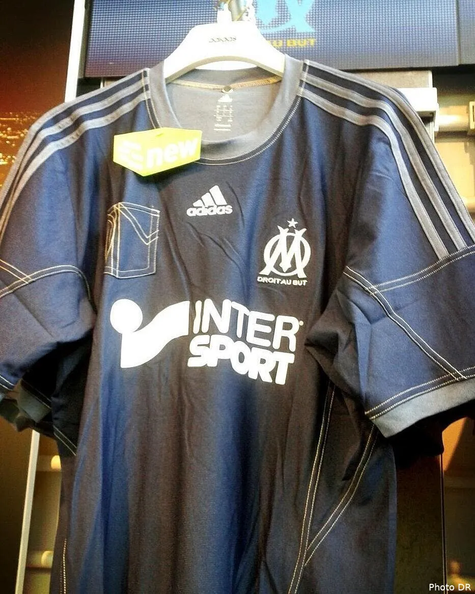 photo l om sort un maillot en jean avec une poche capture d e cran 2013 05 10 a 17 00 1156743