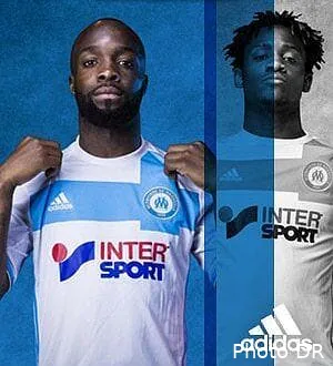 photo le nouveau maillot de l om devoile chis8mbwwaamjzp141784