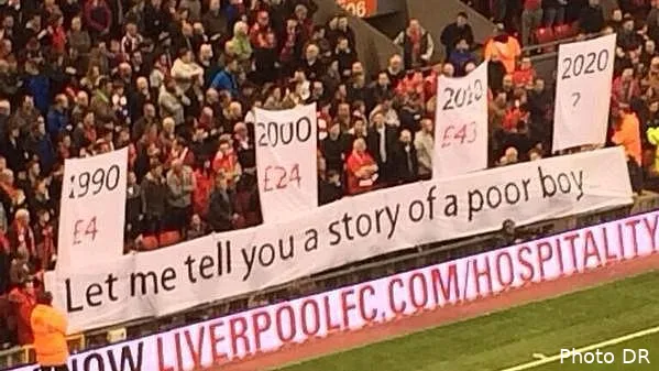 photo liverpool la banderole de la colere b3nqkvhiiaixe4m98029