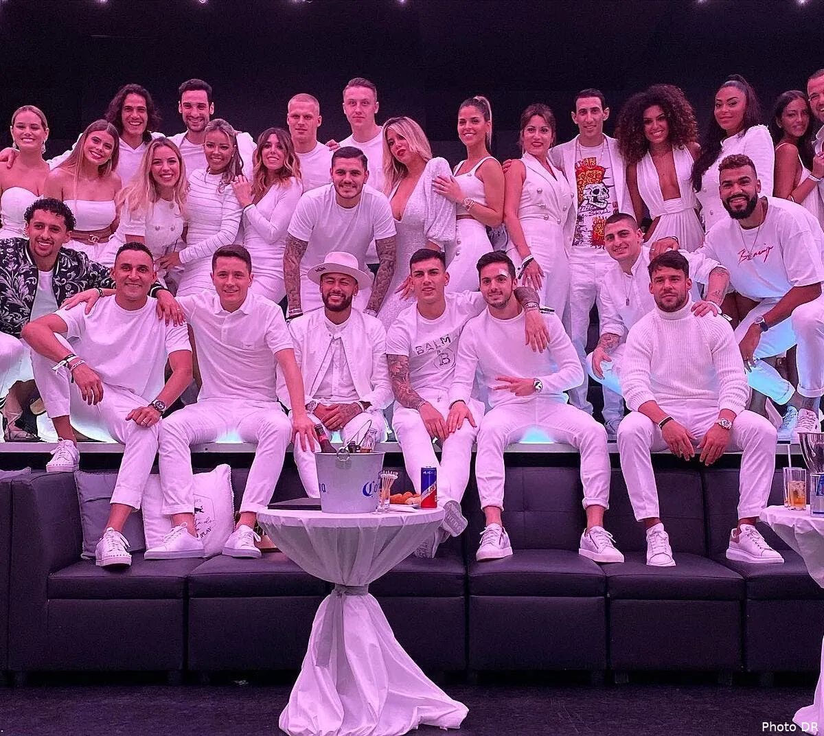 psg cette photo de la fete de neymar va enerver tuchel et leonardo ep2sediwaaagyzi277311