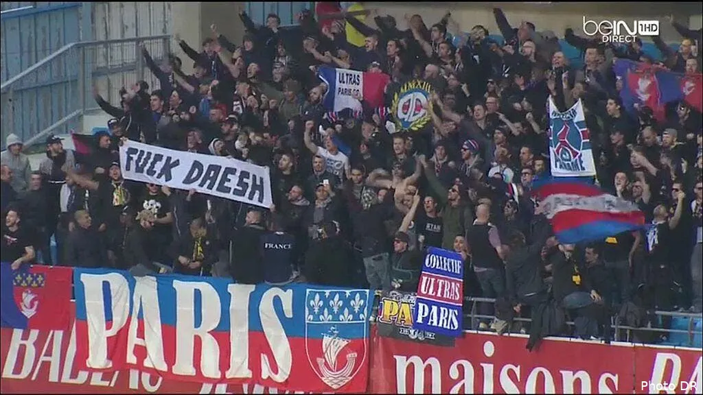 psg des utras parisiens presents a troyes angers cfdkhrexiaae2rp138510
